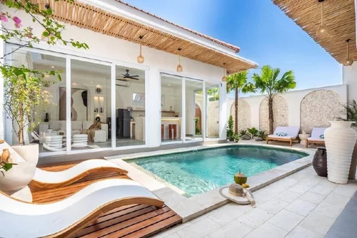 Villa in Canggu, Bali, Indonesia — 2 bedrooms — photo 1