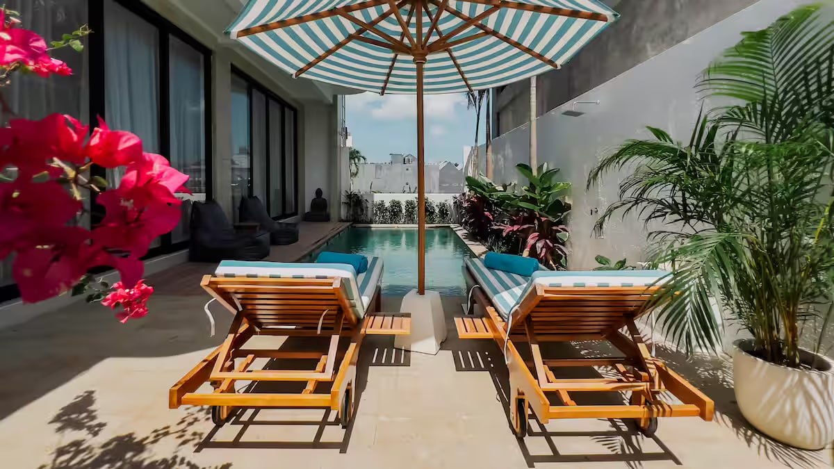 Villa in Canggu, Bali, Indonesia — 2 bedrooms — photo 1