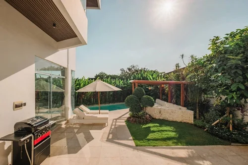 Villa in Canggu, Bali, Indonesia — 4 bedrooms — photo 2