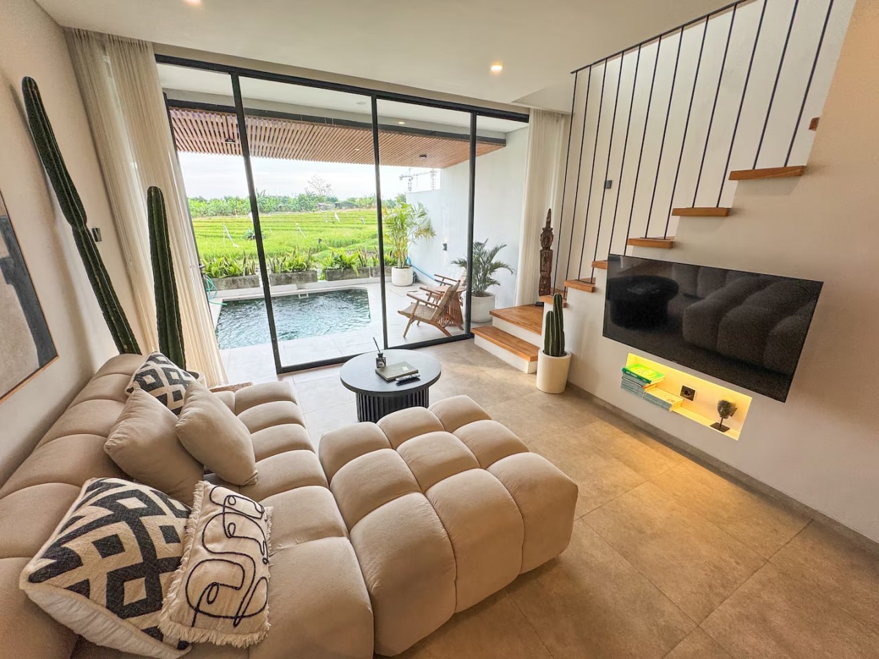 Canggu, Bali, Indonesia — 2 bedrooms — photo 1