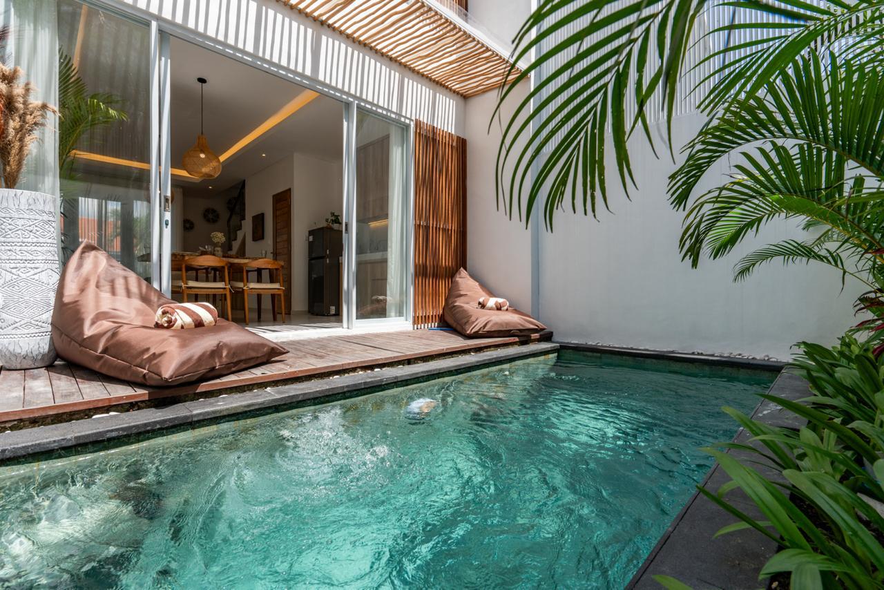 Villa in Canggu, Bali, Indonesia — 2 bedrooms — photo 1
