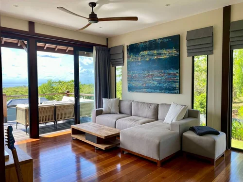 Villa in Uluwatu, Bali, Indonesia — 3 bedrooms — photo 4