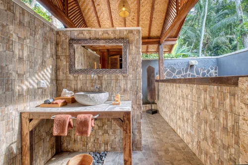 Villa in Ubud, Bali, Indonesia — 2 bedrooms — photo 2