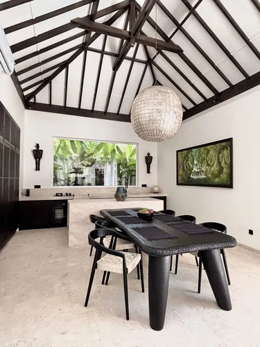 Villa in Uluwatu, Bali, Indonesia — 2 bedrooms — photo 4