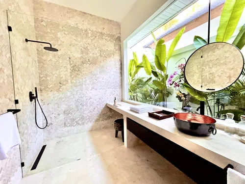 Villa in Uluwatu, Bali, Indonesia — 2 bedrooms — photo 6