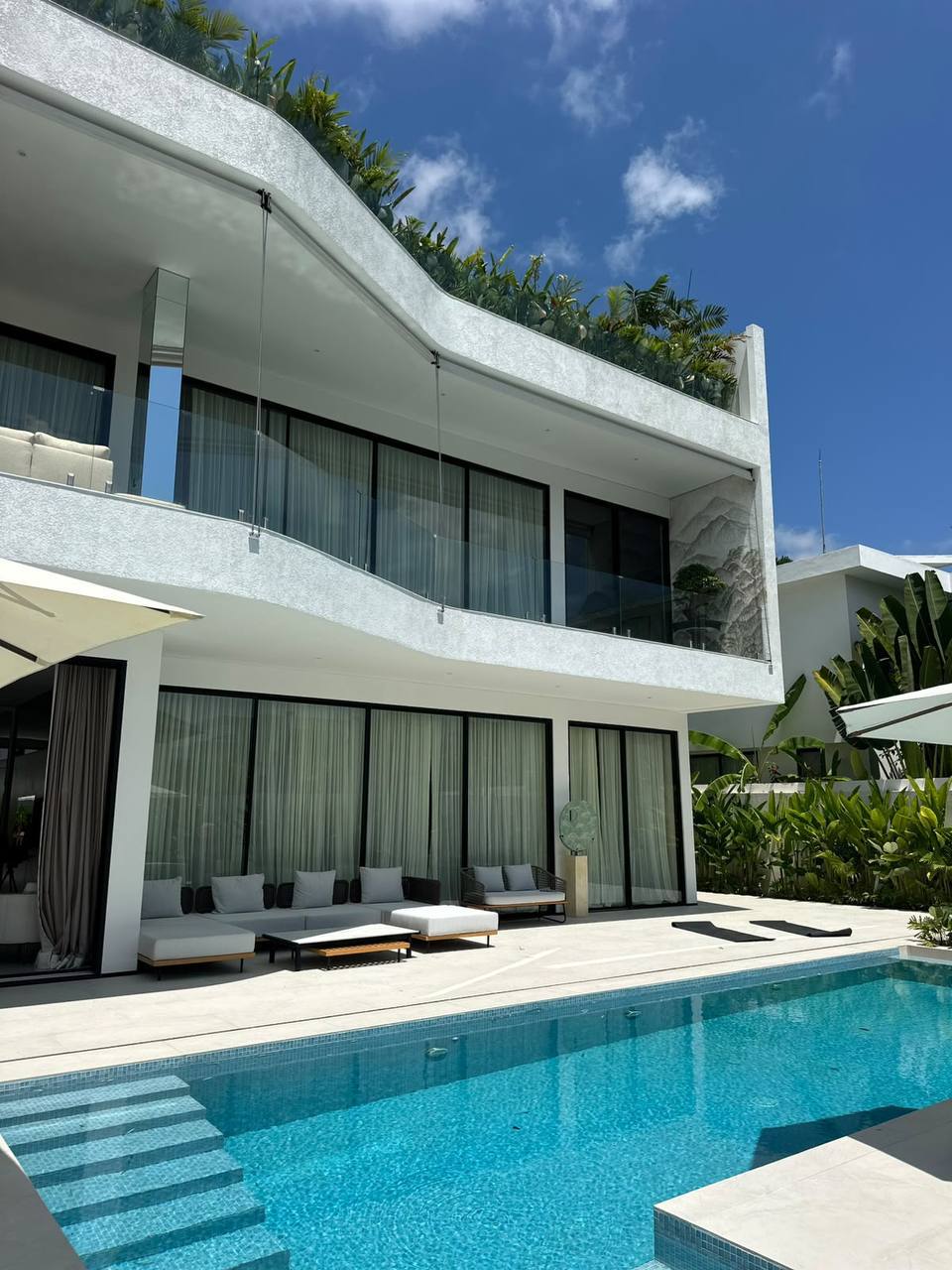 Villa in Umalas, Bali, Indonesia — 3 bedrooms — photo 1