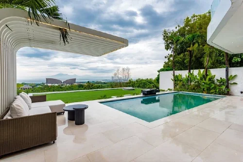 Villa in Uluwatu, Bali, Indonesia — 3 bedrooms — photo 3