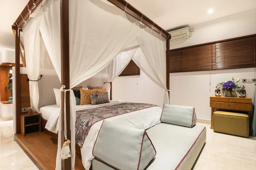 Villa in Canggu, Bali, Indonesia — 4 bedrooms — photo 2