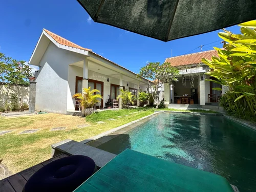 Guest House in Canggu, Bali, Indonesia — 1 bedroom — photo 1