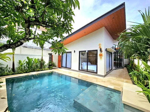 Villa in Sanur, Bali, Indonesia — 3 bedrooms — photo 1