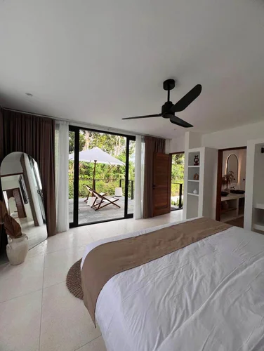 Villa in Uluwatu, Bali, Indonesia — 2 bedrooms — photo 9