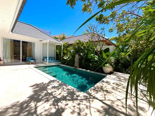Villa in Uluwatu, Bali, Indonesia — 2 bedrooms — photo 1