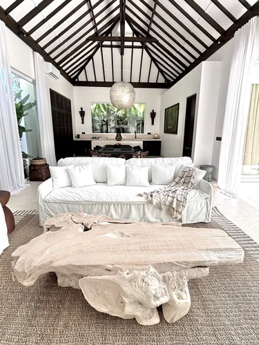 Villa in Uluwatu, Bali, Indonesia — 2 bedrooms — photo 2
