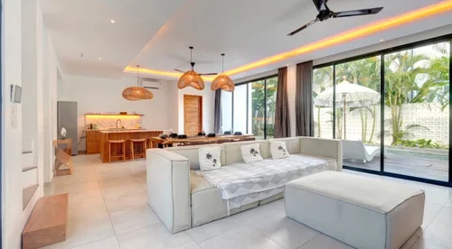 Villa in Canggu, Bali, Indonesia — 4 bedrooms — photo 5