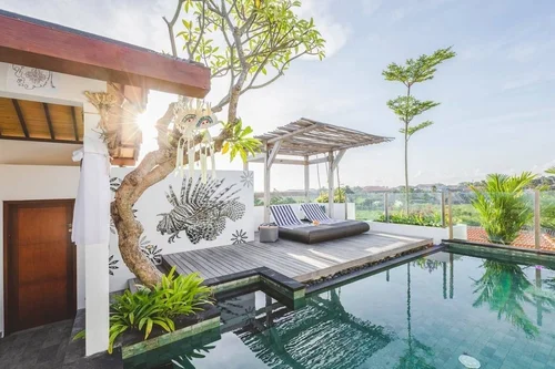 Villa in Kerobokan, Bali, Indonesia — 3 bedrooms — photo 2