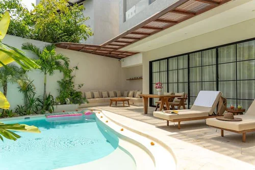 Villa in Canggu, Bali, Indonesia — 4 bedrooms — photo 1