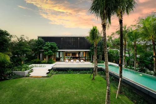 Villa, Bali, Indonesia — 6 bedrooms — photo 2