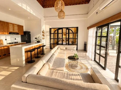 Villa in Canggu, Bali, Indonesia — 3 bedrooms — photo 3