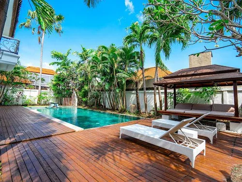 Villa in Seminyak, Bali, Indonesia — 3 bedrooms — photo 3