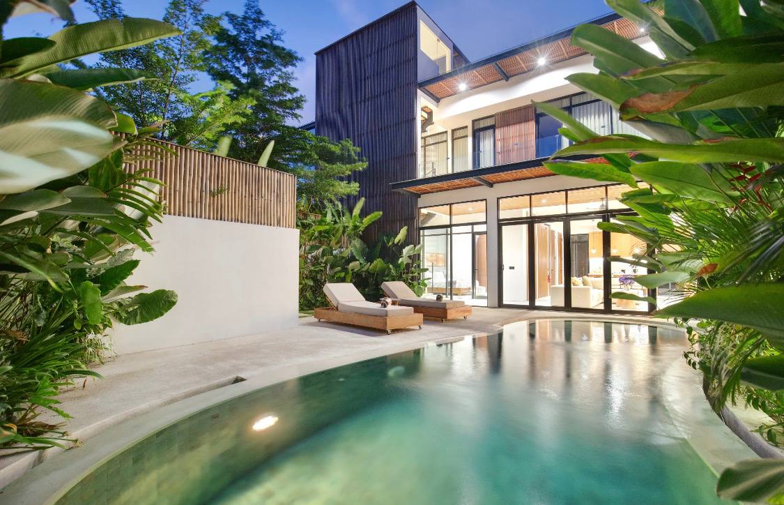 Villa in Canggu, Bali, Indonesia — 3 bedrooms — photo 1