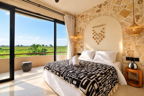 Villa in Canggu, Bali, Indonesia — 3 bedrooms — photo 9