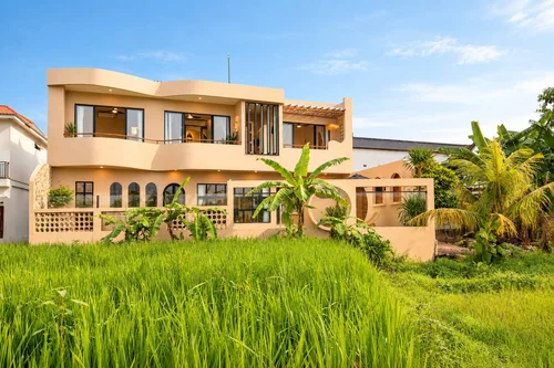 Villa in Canggu, Bali, Indonesia — 3 bedrooms — photo 10