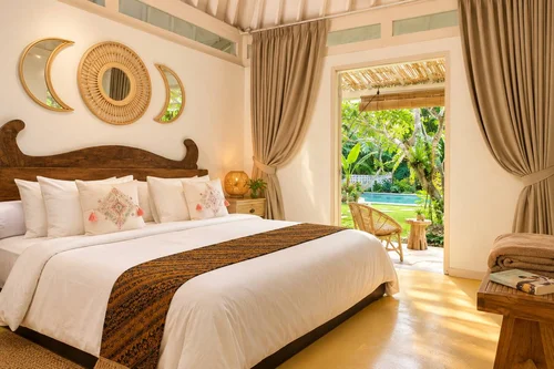 Villa in Canggu, Bali, Indonesia — 3 bedrooms — photo 7