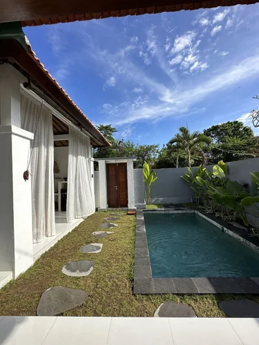 Villa in Canggu, Bali, Indonesia — 2 bedrooms — photo 2