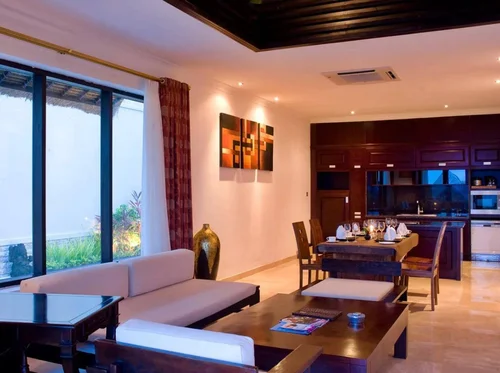 Villa in Uluwatu, Bali, Indonesia — 3 bedrooms — photo 5