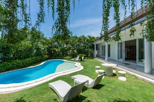 Villa in Canggu, Bali, Indonesia — 5 bedrooms — photo 2