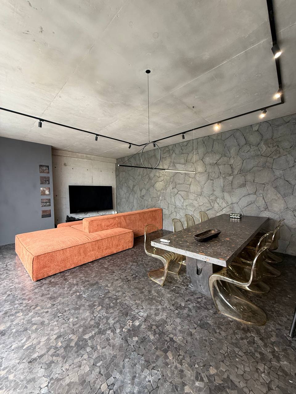 Villa in Canggu, Bali, Indonesia — 4 bedrooms — photo 1