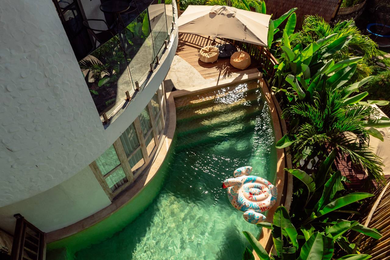 Villa in Ungasan, Bali, Indonesia — 2 bedrooms — photo 1