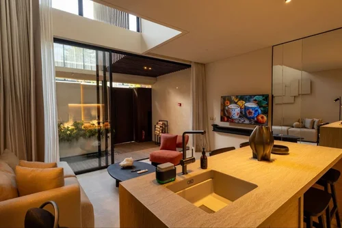 Villa in Kerobokan, Bali, Indonesia — 1 bedroom — photo 4