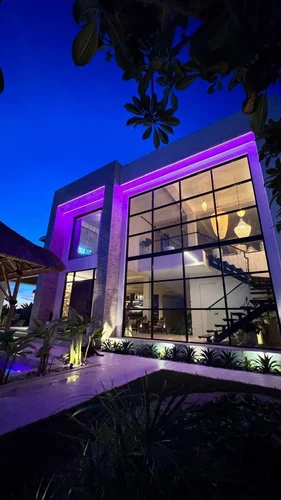 Villa in Uluwatu, Bali, Indonesia — 6 bedrooms — photo 2