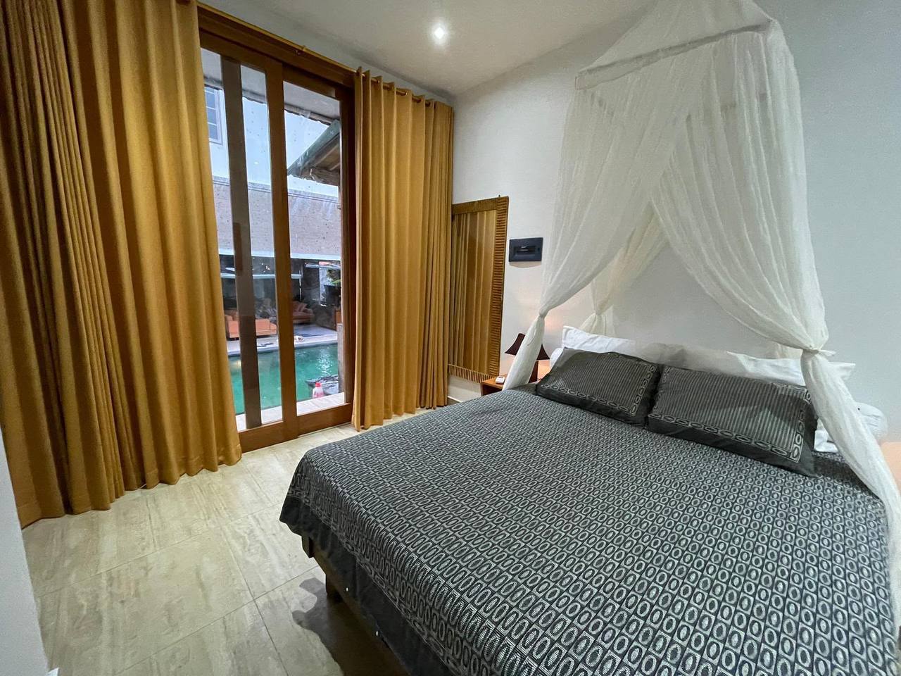 Room in Canggu, Bali, Indonesia — 1 bedroom — photo 1