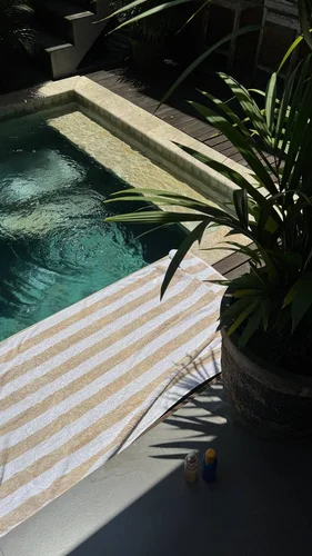 Room in Canggu, Bali, Indonesia — 1 bedroom — photo 4