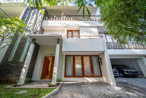 Villa in Umalas, Bali, Indonesia — 5 bedrooms
