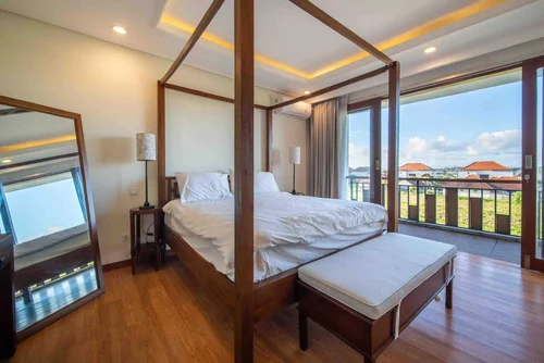Villa in Umalas, Bali, Indonesia — 5 bedrooms — photo 4