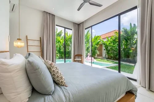 Villa in Umalas, Bali, Indonesia — 3 bedrooms — photo 9