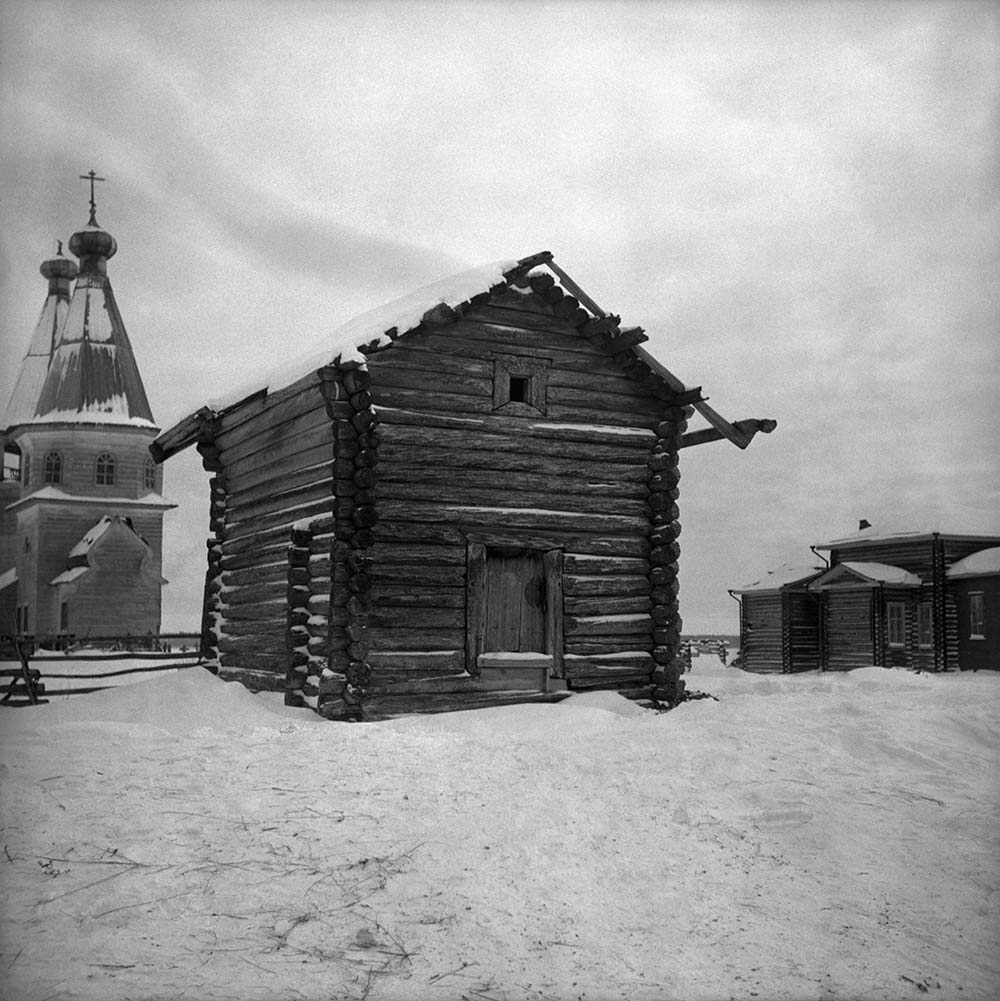 На юру. Деревянная архитектура Заонежья
