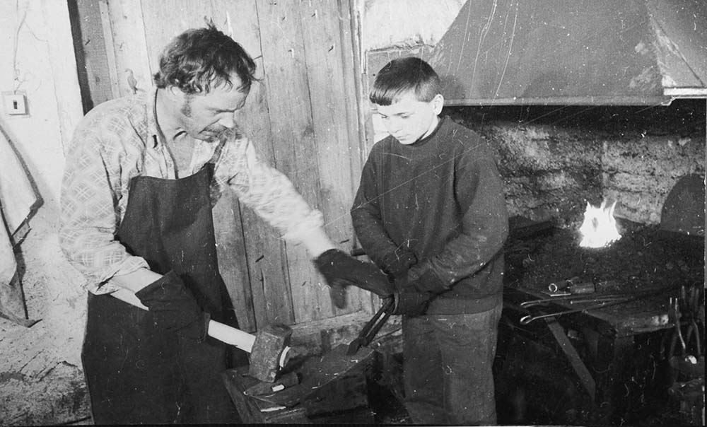 Кузнец Григорий Григорьевич Зуев (1941 г.р.), д. Усачево, Каргопольский р-н, 1985 г.