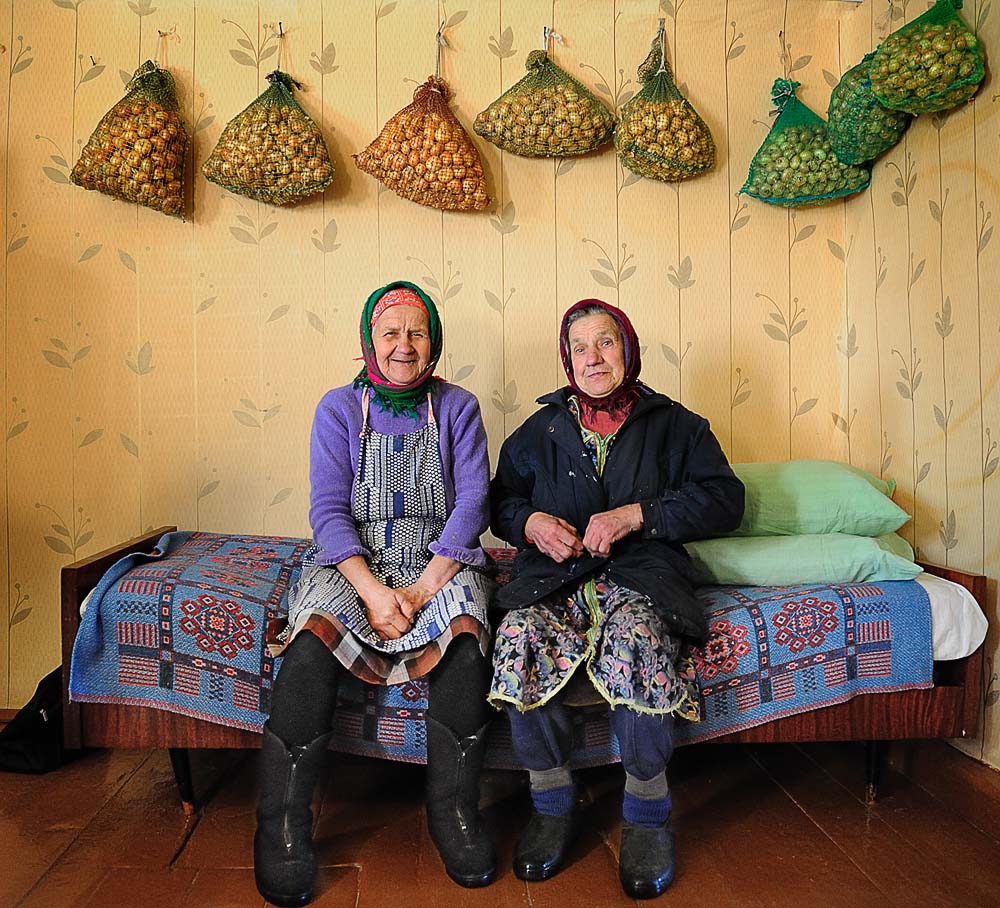 Александра Михайловна и Мария Александровна Котовы, Архангельская обл., Устьянский р-н, д. Дудинская