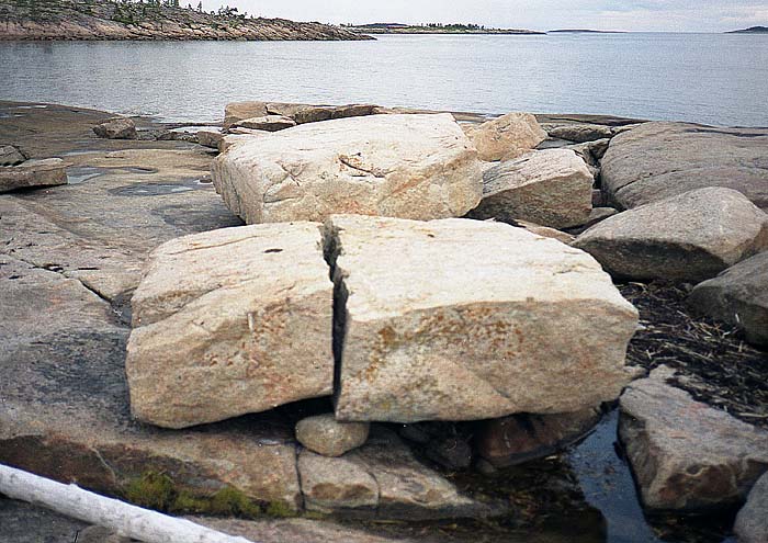 Кондостров. Заброшенная каменоломня