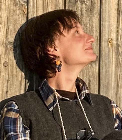 Анна Леонтьева