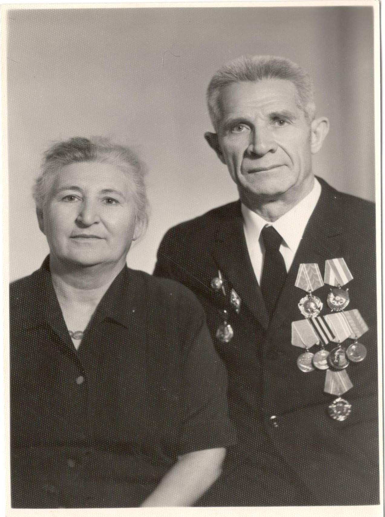 Акимов Иван Степанович с женой