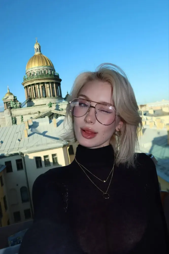 Даша Дошик