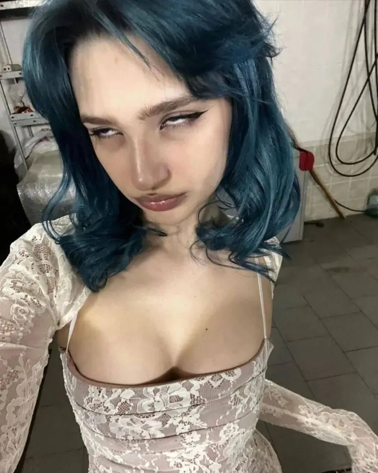Лиза Анохина