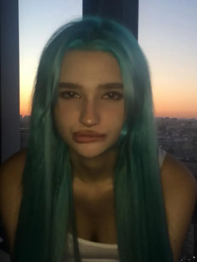 Лиза Анохина
