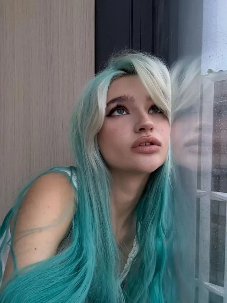 Лиза Анохина