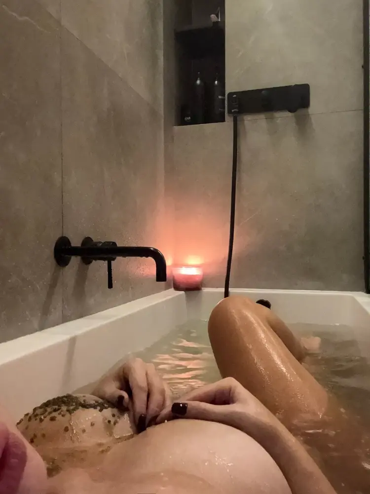 Анна Костенко
